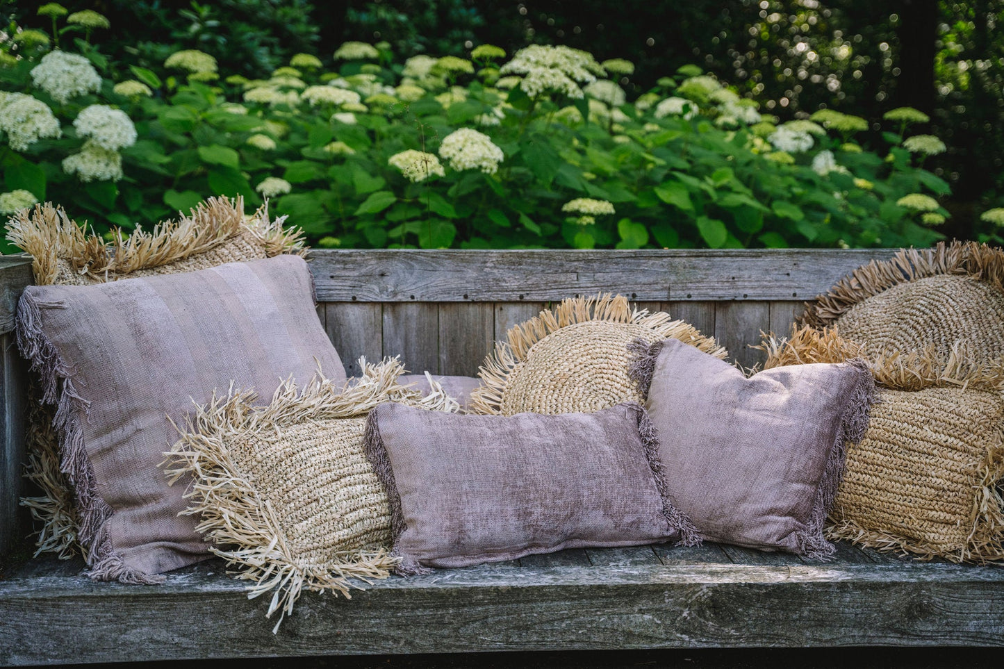 Oh My Gee Cushion Cover - Concrete Velvet - 30x50cm