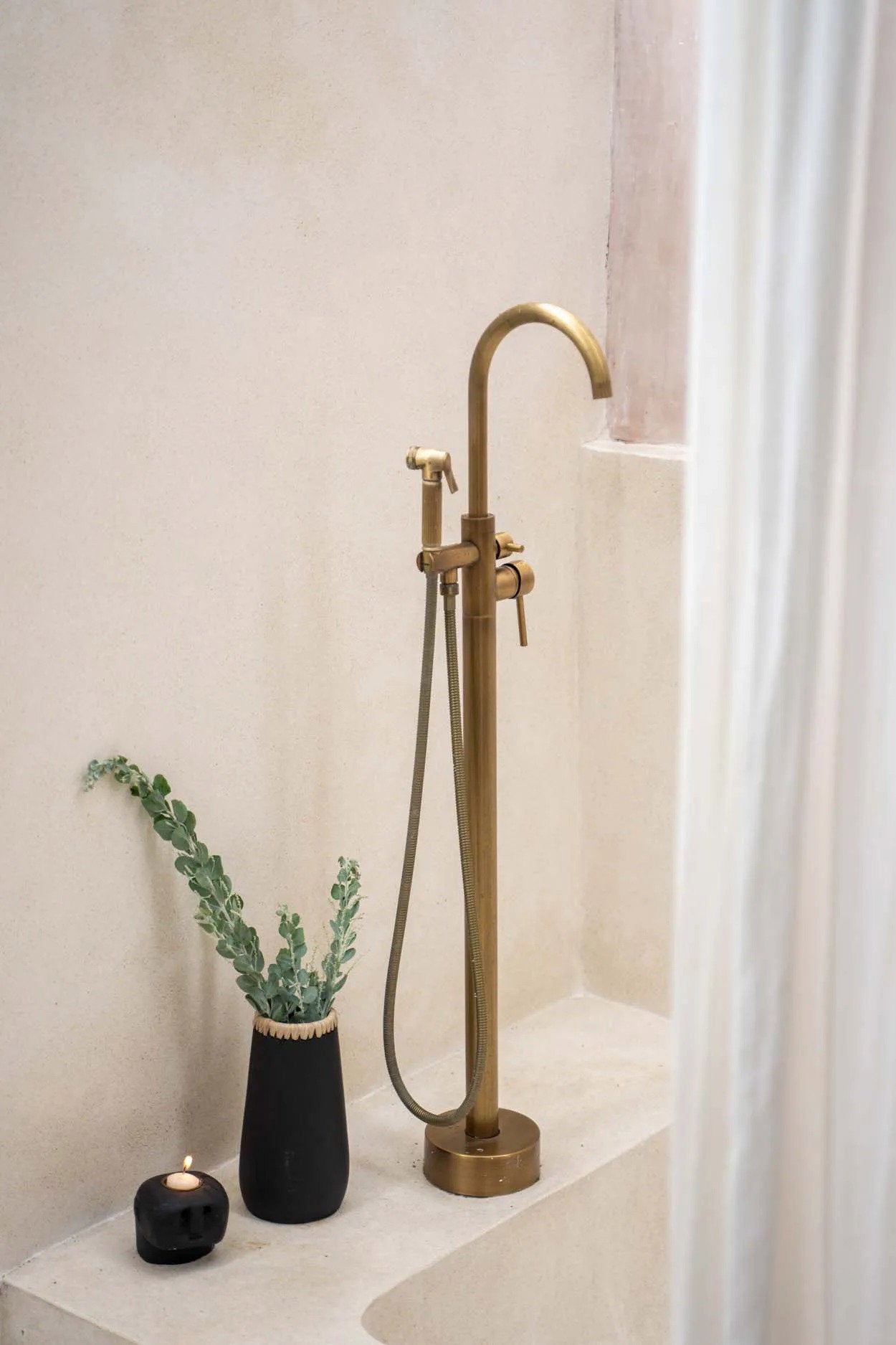 Paris Vase - Black Natural - M