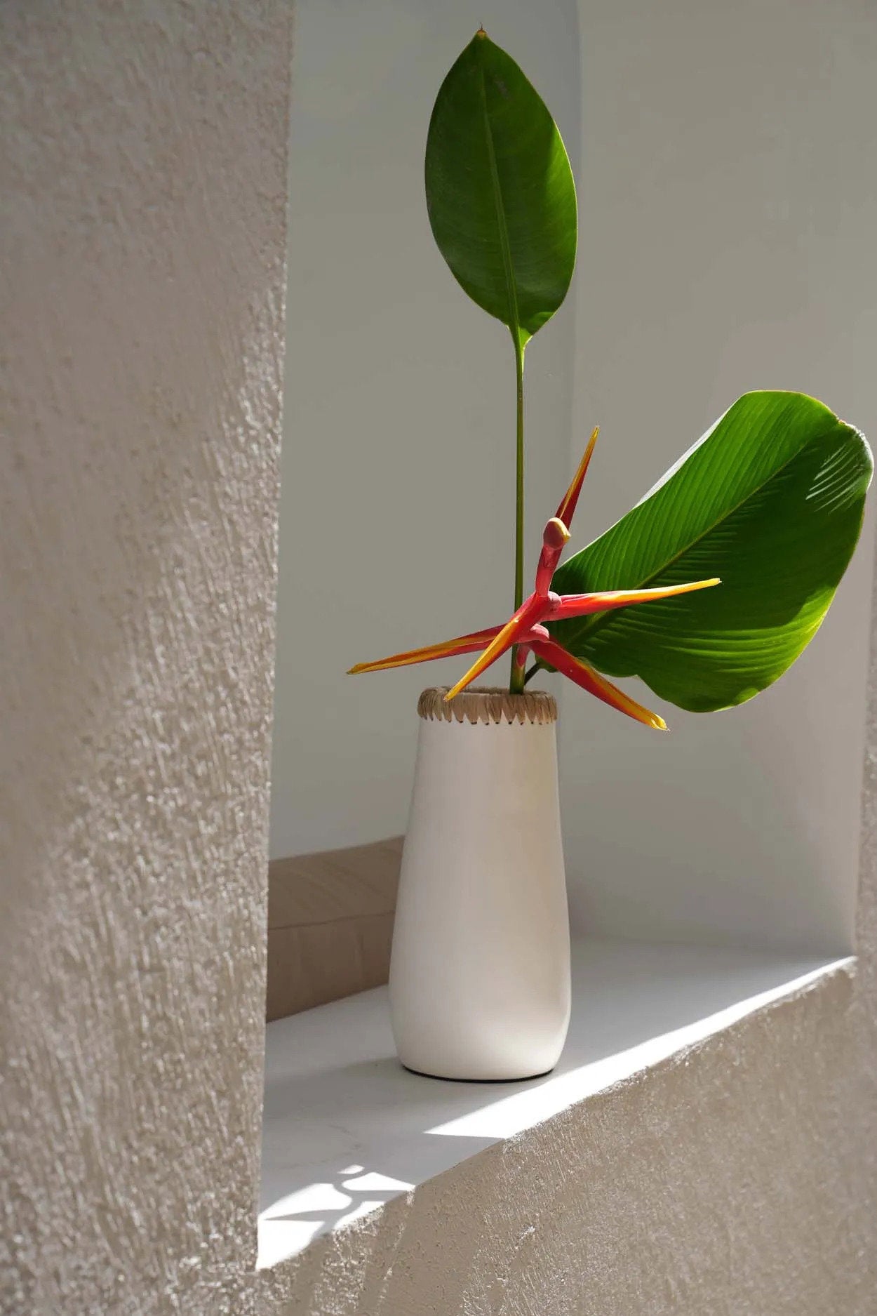 Paris Vase - White Natural - L
