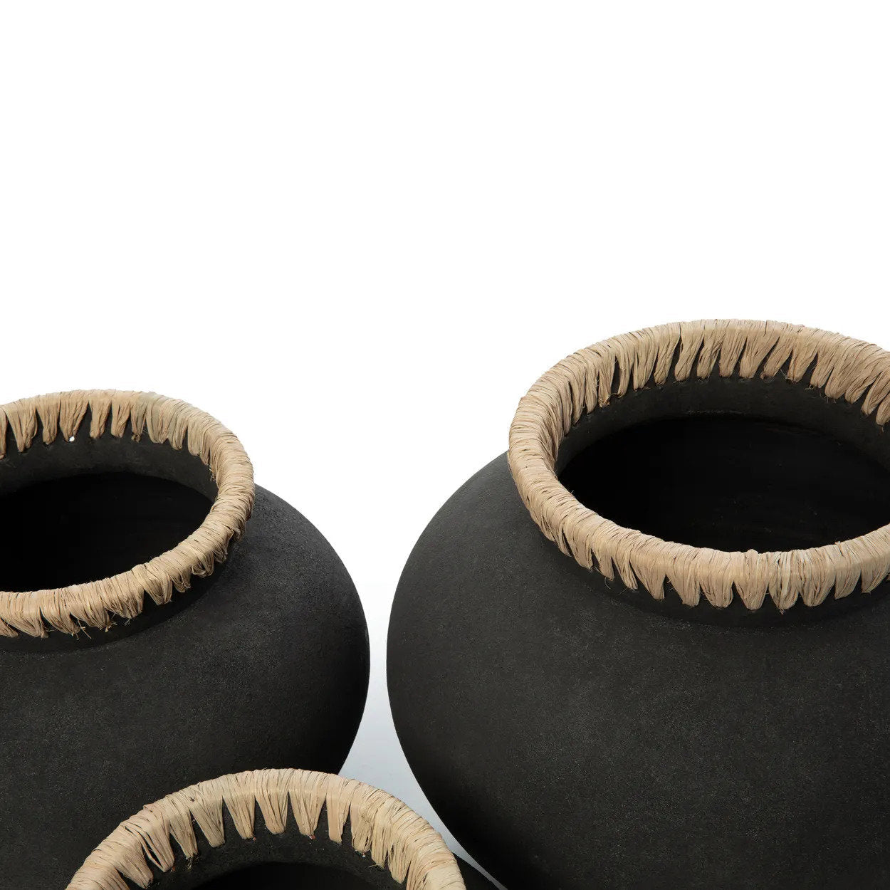 Madrid Vase - Black Natural - M