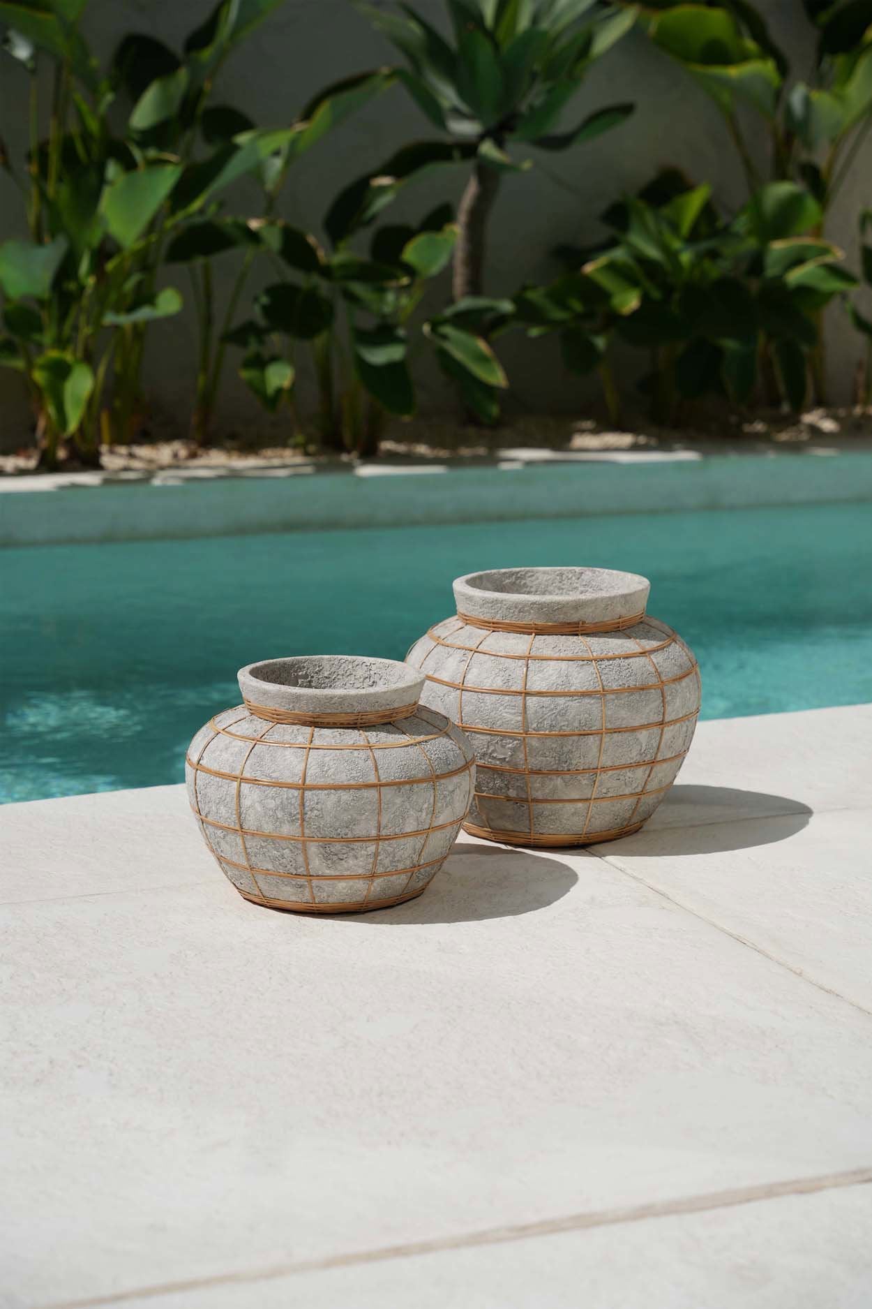 Stomach vase - Concrete Natural - L