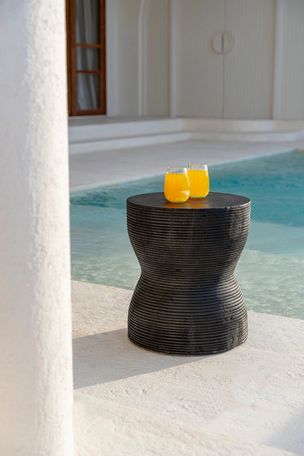Kotoran Stool - Black