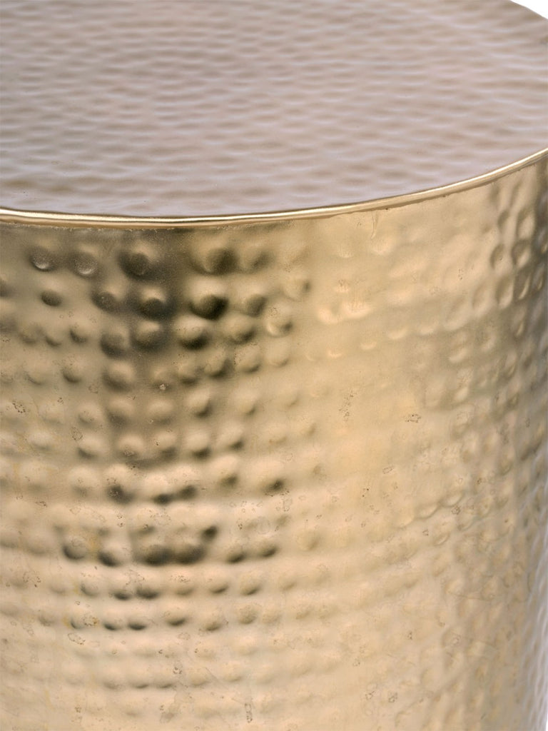 Sidebord/dekobord rund, hamret design metal, guld
