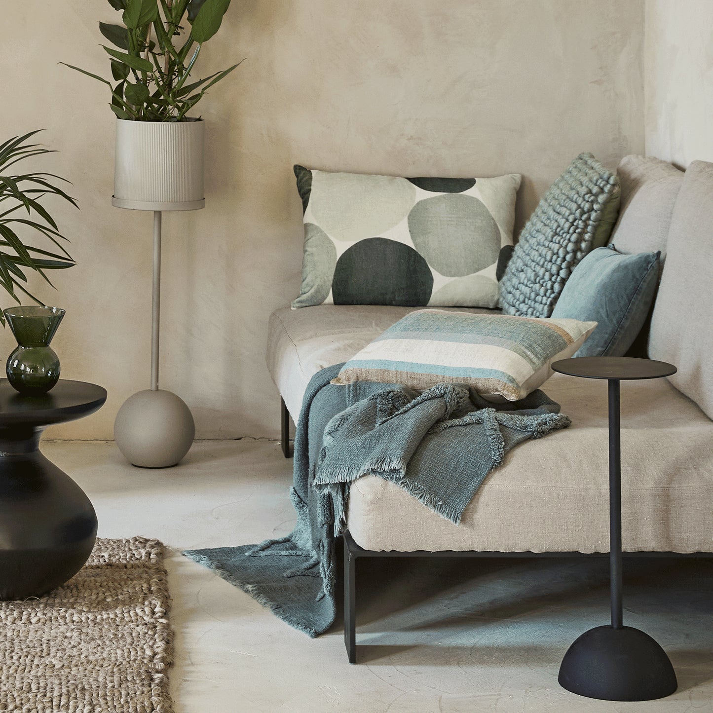 Sidebord Sort - S - Nordic Unique