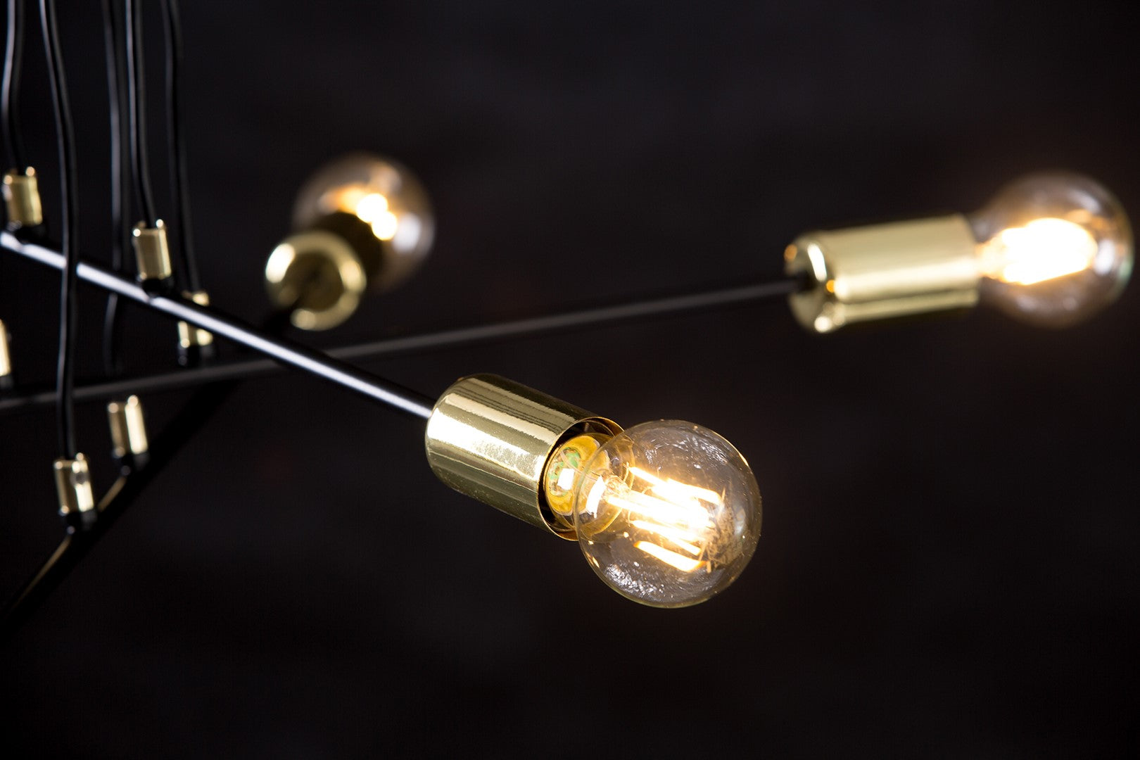 Loftlampe VESIO 6 - Sort / Guld / Rav - Nordic Unique