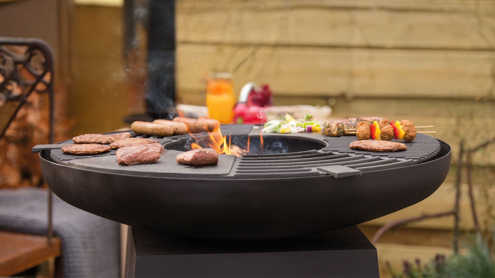 Havana BBQ Bålfad med Plancha Grill – Sort - Nordic Unique