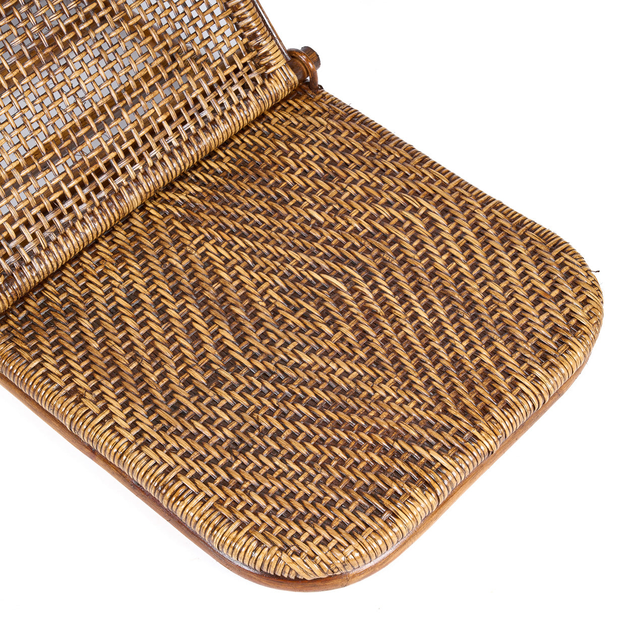 Rattan Gulvlænestol - Mørk Valnød - Nordic Unique