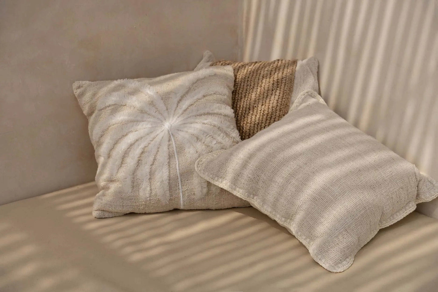 Isla Palm Pillowcase - Natural White