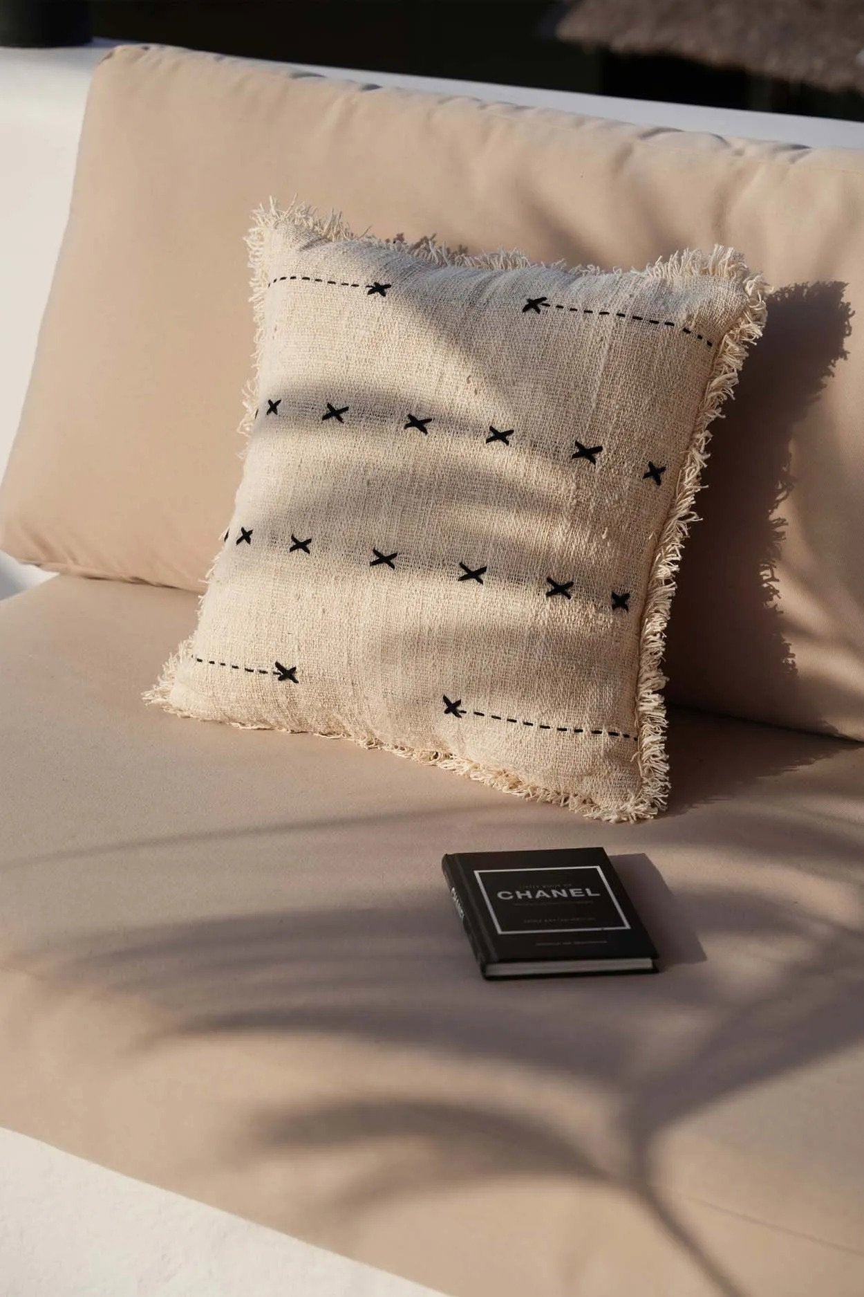 French Kiss Pillowcase - Natural Black
