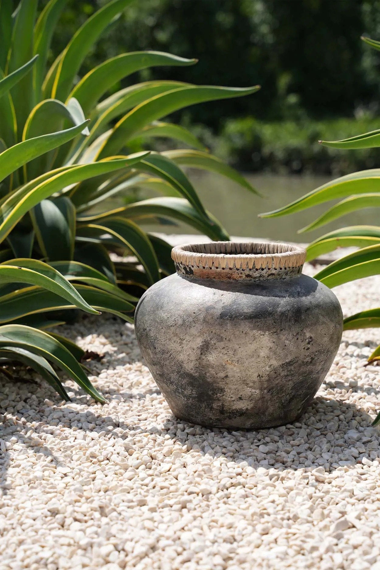 Madrid Vase - antique grey - L