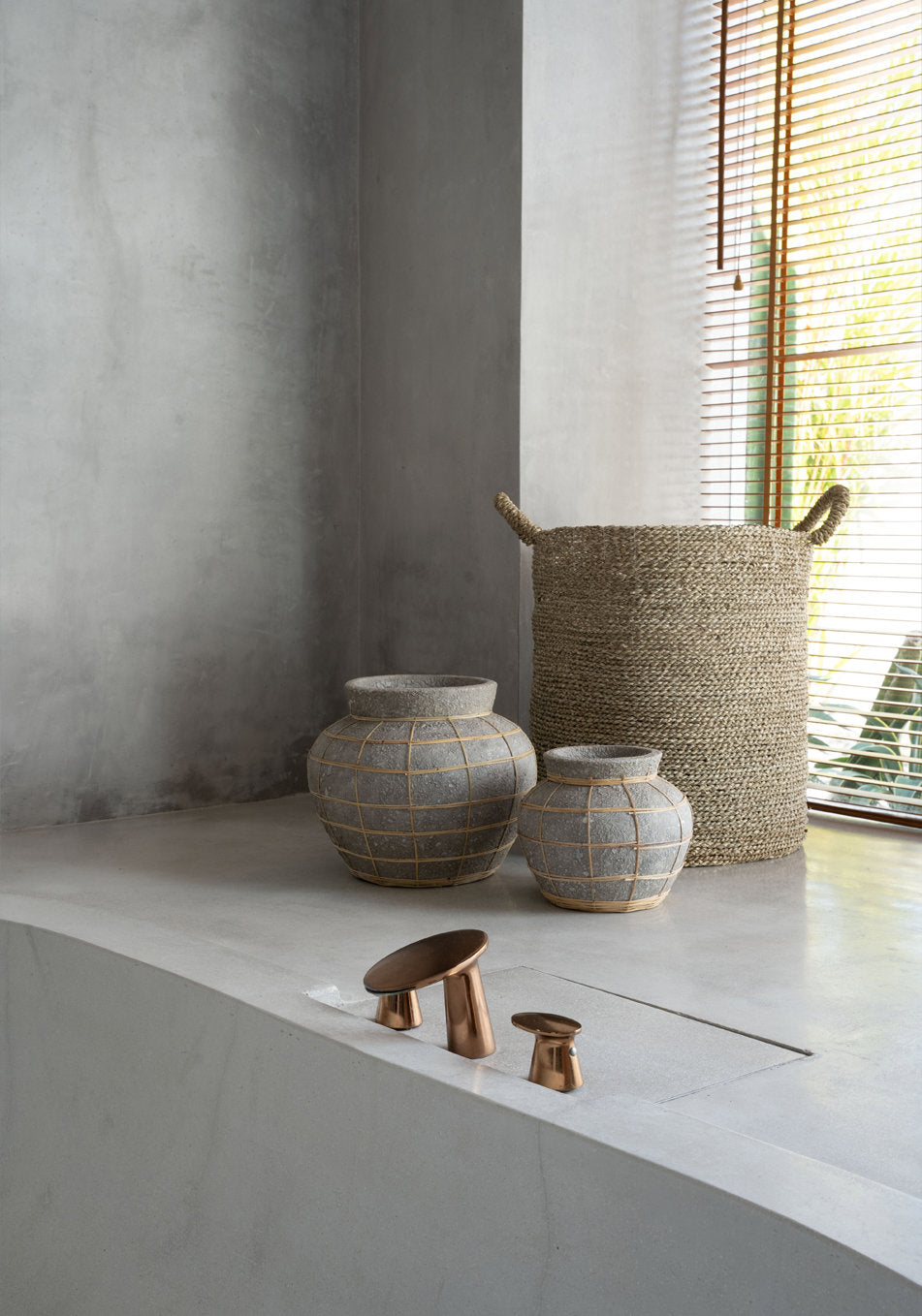 Stomach vase - Concrete Natural - L