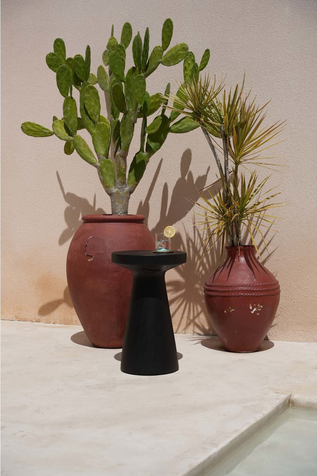 Fiji Sidebord - Sort - Nordic Unique