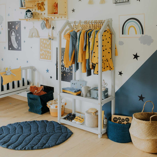 Montessori Garderobe – Grå - Nordic Unique